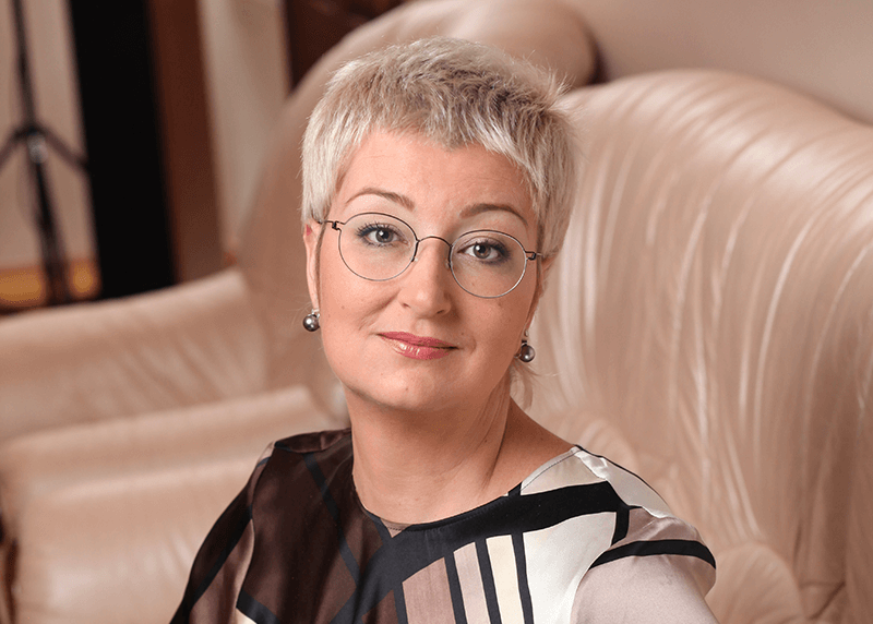 Татьяна Устинова